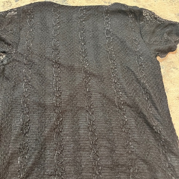 b.i.y.a.c.d.a Elegant Black Lace Women's Top - Picture 10 of 12